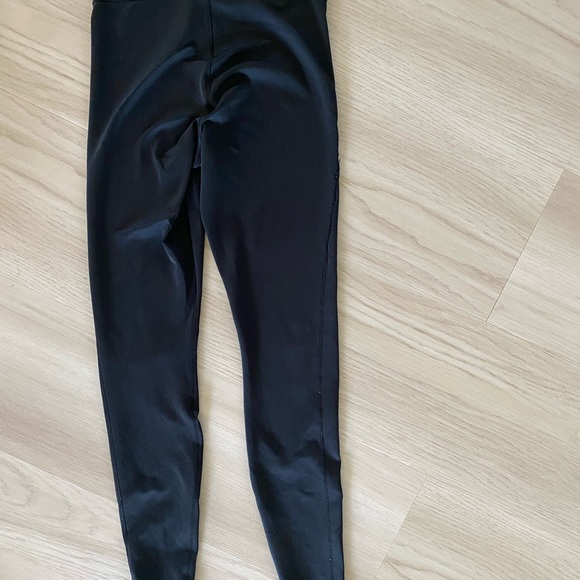 Dry fit Nike leggings size XS
IN A GOOD‎ CONDITION - Picture 4 of 6